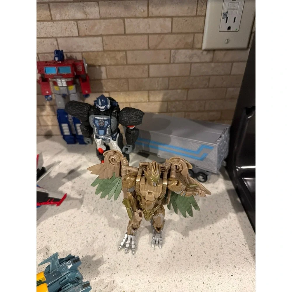 Huge Transformers Action Figure Vehicle Lot Optimus Prime Autobots Decepticons